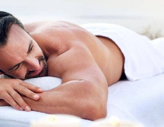 Full body pampering massage